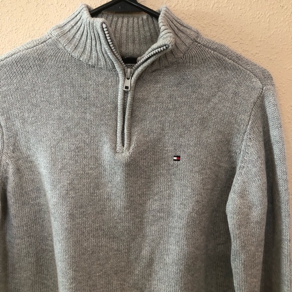 Tommy Hilfiger Big Boy’s Pull Over Gray Sweater Size M (12/14) 100% Cotton - Picture 4 of 12